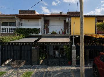 Departamento de 4 ambientes, La Matanza · Dúplex de 4 Ambientes con Cochera y Patio.