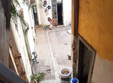 Casa de 11 ambientes, Barracas · Casa en Lote Propio a Reciclar