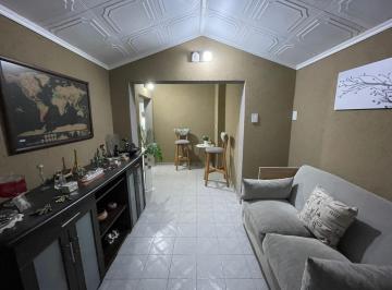 Casa de 4 ambientes, La Matanza · Impecable Casa 4 Ambientes con 2 Baños Totalmente Reciclada
