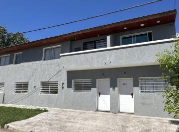 Casa de 3 ambientes, Lomas de Zamora · Venta Duplex 3 Ambientes con Patio. 2 Habitaciones y Patio con Espacio Verde.
