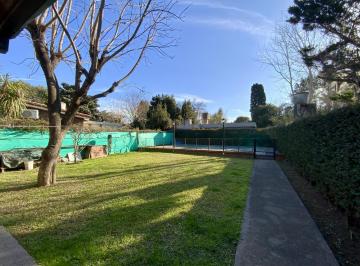 Casa de 6 ambientes, Funes · Mosconi 2300