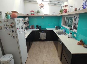 PH · 145m² · 5 Ambientes · 1 Cochera · Venta/permuta Excelente Casa en PH 5 Amb en Ramos Mejia