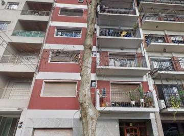 Departamento de 3 ambientes, Chacarita · Cómodo 3 Ambientes con Cochera en Chacarita Al Contrafrente