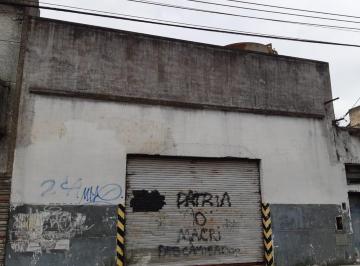 Bodega-Galpón , General San Martín · Galpón 930 m² con 2 Deptos. 250 m²
