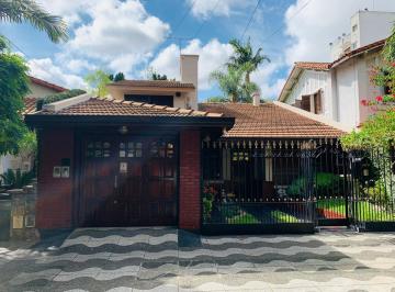 Casa · 295m² · 4 Ambientes · 2 Cocheras · Santilli - Acevedo 1455 - Banfield Oeste