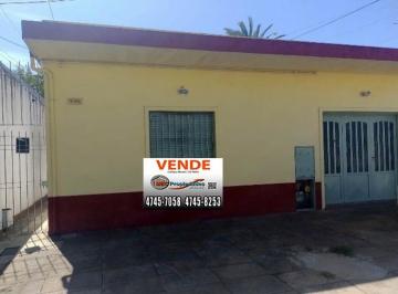 Departamento · 70m² · 2 Ambientes · 1 Cochera · Cuatro Departamentos de Dos Ambientes en Block