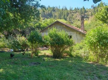 Campo · 100m² · 6 Ambientes · 1 Cochera · Chacra - Mallin Ahogado