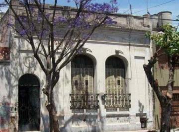 Terreno · 147m² · 6 Ambientes · Venta Casa a Refaccionar o Lote en Tarija Al 4100, Boedo