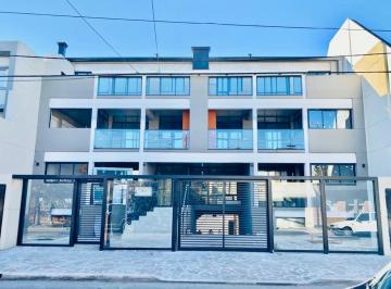 Departamento · 102m² · 3 Ambientes · 2 Cocheras · Depto. 3 Amb. Ramos Mejía en Planta Baja - Doble Cochera