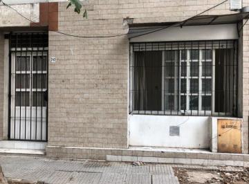 PH de 1 ambiente, Caballito · Local Comercial a Refaccionar. Sin Expensas. Ideal Inversion!