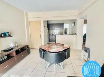 Departamento · 52m² · 3 Ambientes · Departamento 3 Amb Céntrico - Ramos Mejia