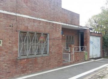 Casa · 105m² · 3 Ambientes · Casa 3 Amb con Dpto Al Fondo, Ubicada en Maria Curie 84 Lomas de Zamora