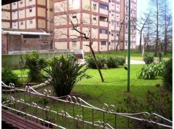 Departamento · 67m² · 4 Ambientes · 5 Cocheras · Depto. 4 Amb. Barrio Luz y Fuerza