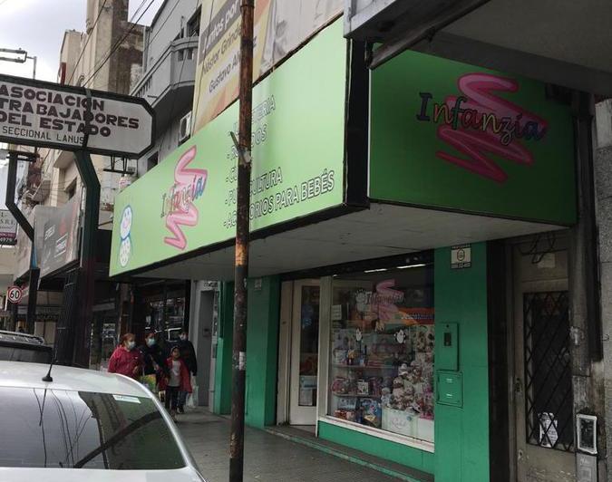 Local comercial · 378m²