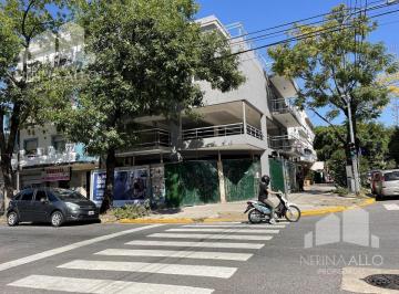 Local comercial · 320m² · Local - Versalles