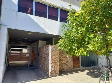 Departamento de 3 ambientes, Bahía Blanca · 11 de Abril 549, Alquila Departamento con Cochera