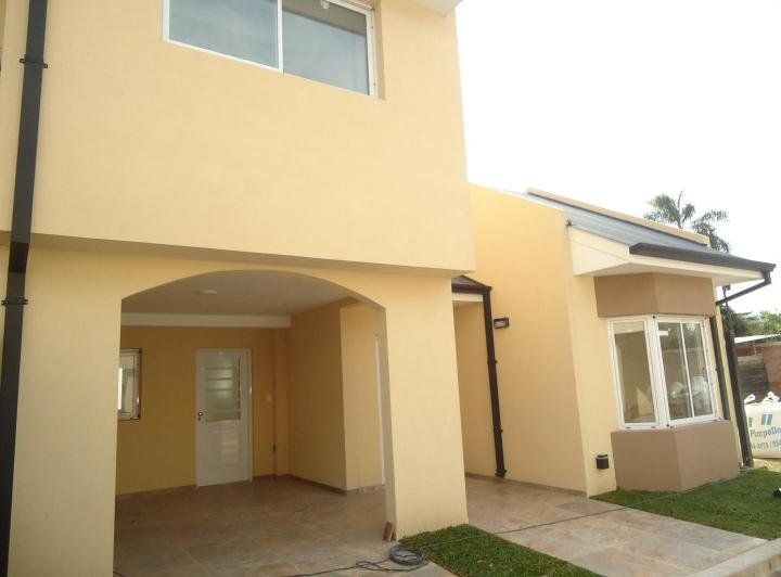 Casa · 110m² · 3 Ambientes · 1 Cochera