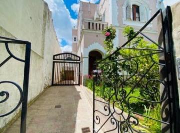 PH · 85m² · 2 Dormitorios · 5 y 69 - PH Planta Alta con Parque en Plante Baja Propio - La Plata