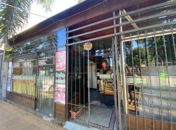 Local comercial · 310m² · Venta! en Bloque de Local Comercial y Departamentos! Castela