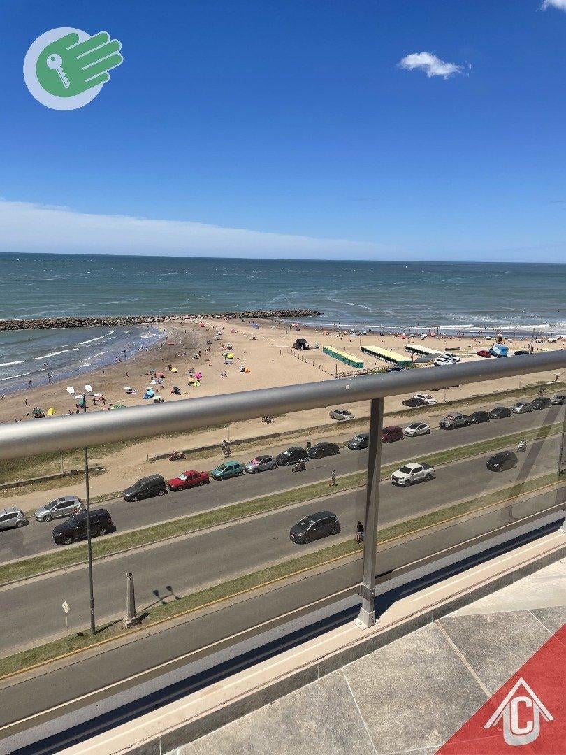 Frente al mar - Departamento en duplex de 59 m2 - Dos baños