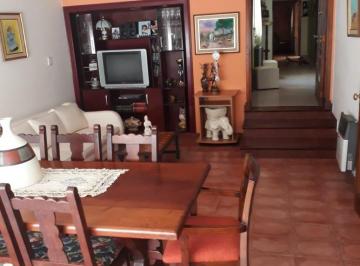 Casa de 5 ambientes, Mar del Plata · Casa en Venta