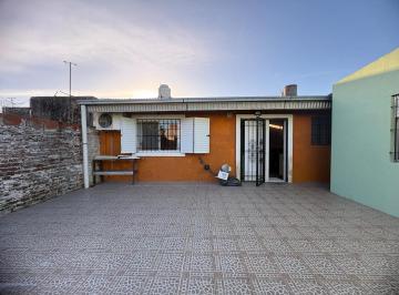 Casa · 125m² · 3 Ambientes · Casa en Venta, Zarate