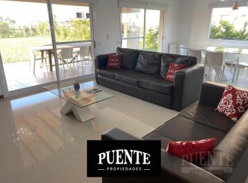Casa · 290m² · 7 Ambientes · 2 Cocheras · Casa - Barrio Santa Juana - Venta