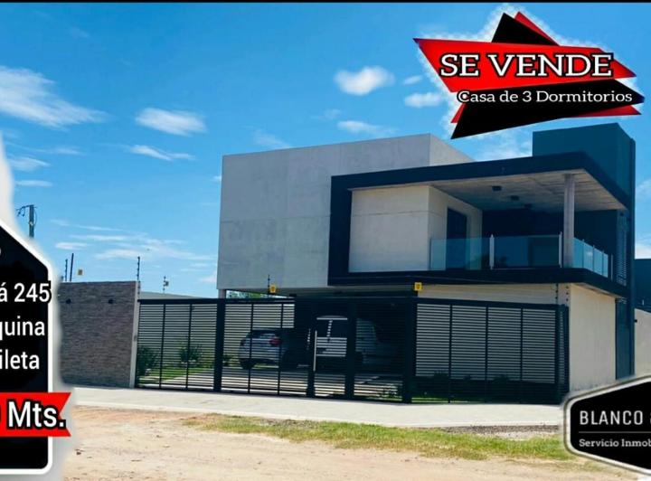 Casa · 180m² · 4 Ambientes · 2 Cocheras