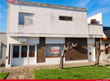 Casa 100m² Venta Haedo · Haedo – Casa de Tres Ambientes con Cochera