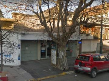 Garage · 15m² · 1 Cochera · Excelente Cochera S/cubierta con Porton Automatico