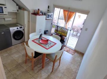 PH · 114m² · 3 Ambientes · 1 Cochera · Venta/permuta PH C/cochera, Terraza en Ramos Mejia