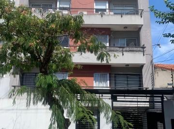 Departamento de 2 ambientes, San Isidro · Departamento en La Calabria - San Isidro