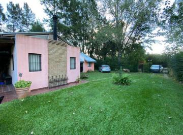 Quinta vacacional · 75m² · 4 Ambientes · Casaquinta en Venta. Barrio "El Rodeo". Brandsen