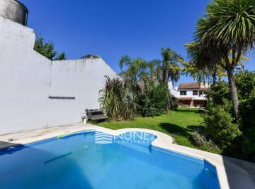 ANC-ANC-20_2 · Venta Casa 5 Ambientes Bernal