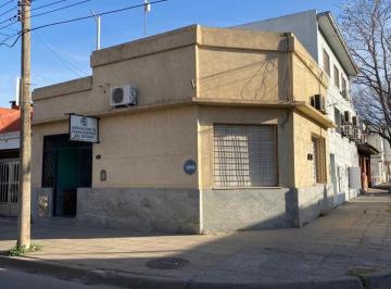 Casa · 90m² · 3 Ambientes · Ideal Para Vivienda, Oficina o Consultorios
