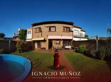 Casa de 4 ambientes, La Matanza · Chalet 4 Amb + Escritorio Cochera. Fondo Libre