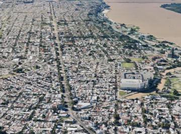 Depósito de 25 ambientes, Rosario · Importante Deposito con Oficinas Sobre Bv. Rondeau