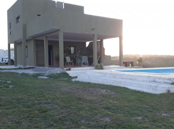 Casa · 127m² · 3 Ambientes · 1 Cochera