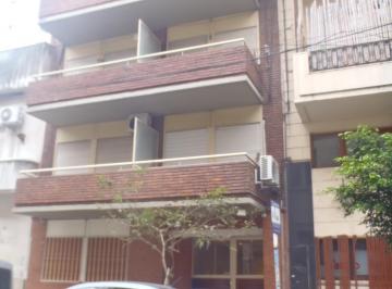 Departamento de 1 ambiente, Barrio Norte · Monoambiente Al Frente con Balcon Luminoso a Pasos Hospital Aleman Ecuador 1632