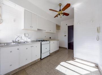 Departamento · 82m² · 3 Ambientes · Venta Departamento 2 Dorm. Comodín - Centro