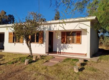 Casa · 200m² · 5 Ambientes · Greenwood Vende Casa con Importante Lote en San Roque Maipu.