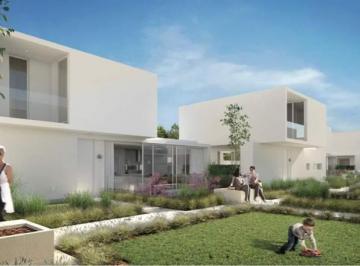Casa · 182m² · 8 Ambientes · Triplex en Venta, Casa en Venta
