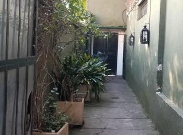 Bodega-Galpón · 250m² · Oportunidad Inversores! Galpon + PH
