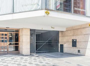 Imagen 1 - Cochera con baulera exclusiva en edificio de calidad en Paseo Pellegrini. - · Cochera con Baulera Exclusiva en Edificio de Calidad en Paseo Pellegrini.