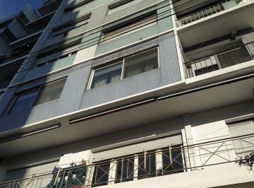 Departamento de 2 ambientes, Parque Chacabuco · Dos Amb. Asamblea Al 362