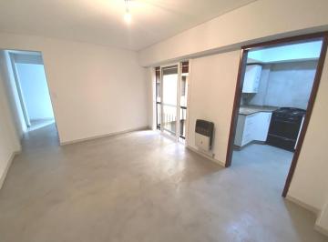 Departamento · 47m² · 3 Ambientes · Impecable Departamento 3 Amb. C/baulera - Acepta Permuta