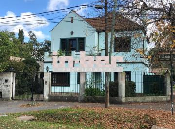 INB-INB-3048_2 · Casa 6 Dorm.. | Calle Av Dr Luis Agote 2298