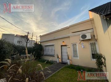 Casa · 83m² · 3 Ambientes · Casa 3 Ambientes en Venta en Castelar Norte