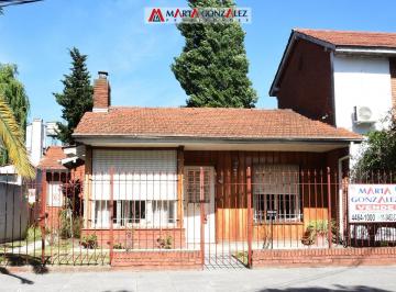 Casa · 200m² · 3 Ambientes · 2 Cocheras · Casa a Valor Lote! Oportunidad!