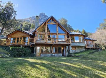 Casa · 315m² · 4 Ambientes · Casa - Montaña